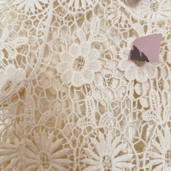 NWT forever 21 crochet top - Picture 6 of 7